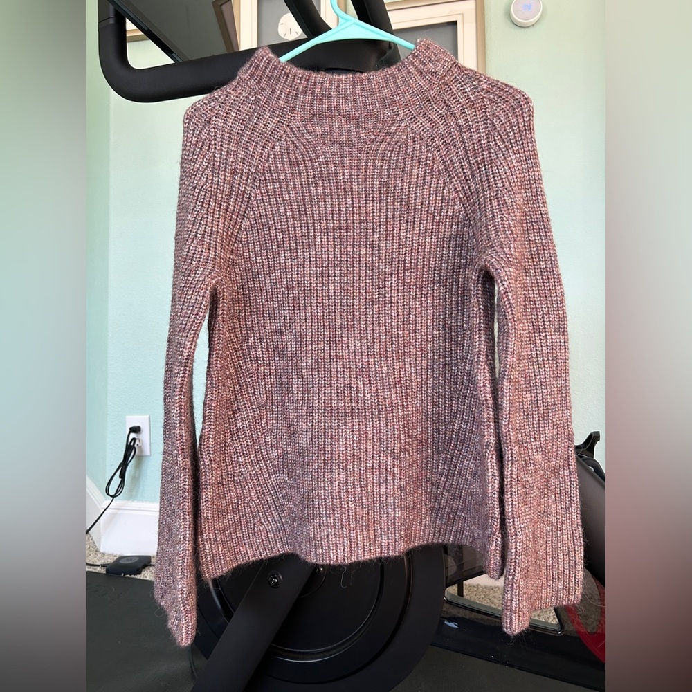 NWOT Ann Taylor Women’s Small Purple Turtleneck Sweater